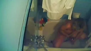Maseuza de lux s-a dezbracat si a inceput sa suga pula suge pula adanc clientului