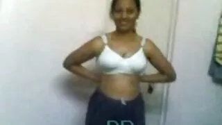 La sfârșitul unui Gangbang, unchii au umplut gura unui trișor filme sexi online subtitrate 2015 cu spermă groasă