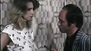 Busty bruneta ia de pe superba lenjerie filme pornocu cai albă