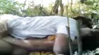 Pune soția lui Sex Stilul Cainelui pe pat și a xxx prima data tras-o pe la spate toate
